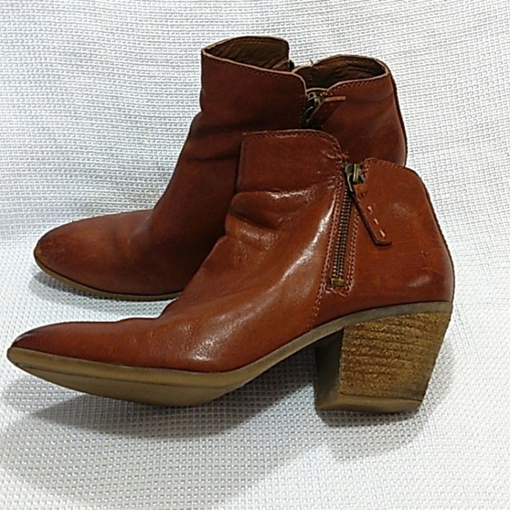 Frye Judith‎ Zip Up Bootie Whiskey Leather Double Side Zipper Women's Size 7